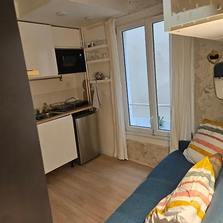 Studette Remilly A 베흑사이으