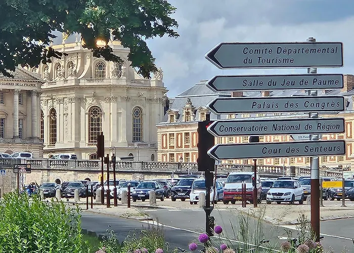 Studette Rémilly à * Versalles